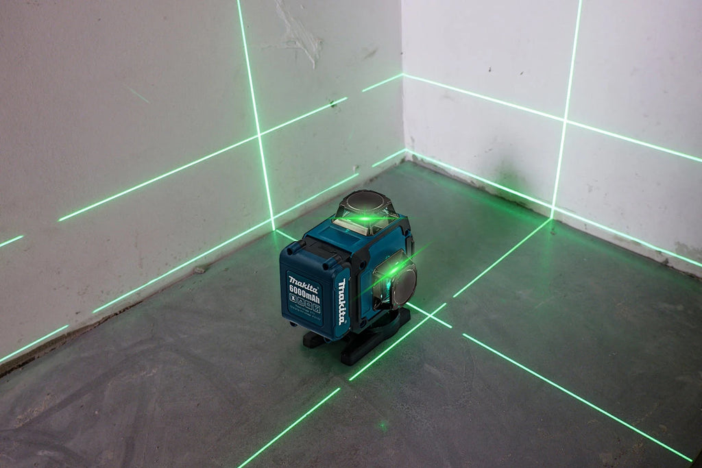 Makita 2025 Digital 360-Degree X4 16-Line Outdoor Laser Level Self-Levelling Vertical Cross-Line Tool for Precision Measurement